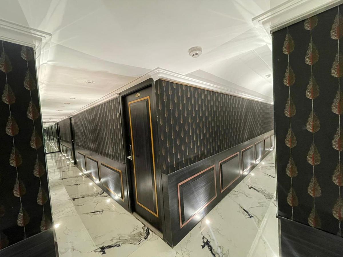 Gulf Hotel Mumbai- The Boutique Hotel Colaba مومباي المظهر الخارجي الصورة