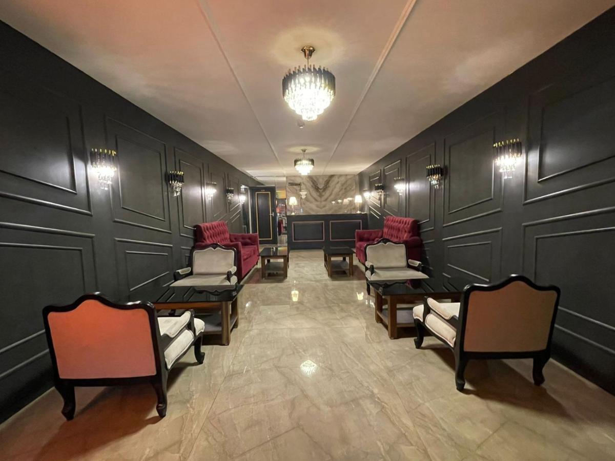 Gulf Hotel Mumbai- The Boutique Hotel Colaba مومباي المظهر الخارجي الصورة