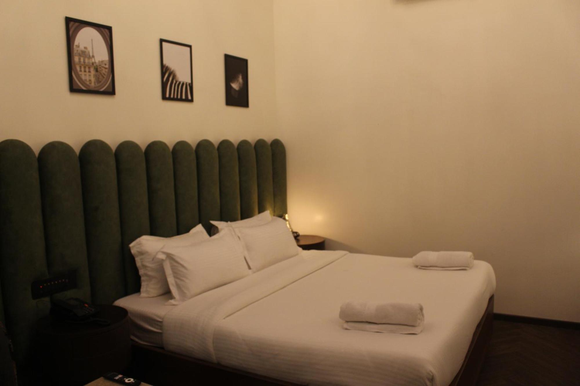 Gulf Hotel Mumbai- The Boutique Hotel Colaba مومباي المظهر الخارجي الصورة