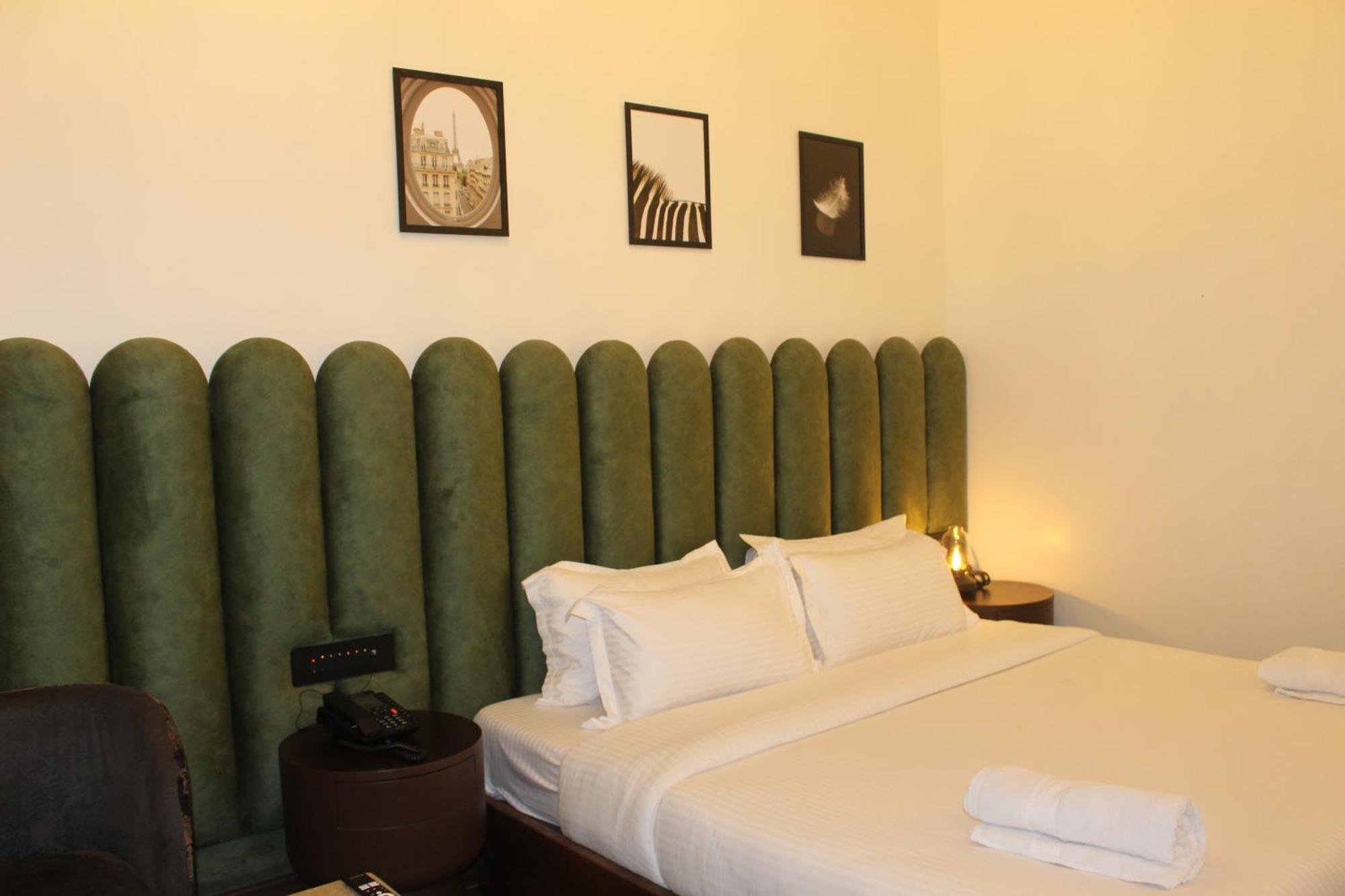 Gulf Hotel Mumbai- The Boutique Hotel Colaba مومباي المظهر الخارجي الصورة