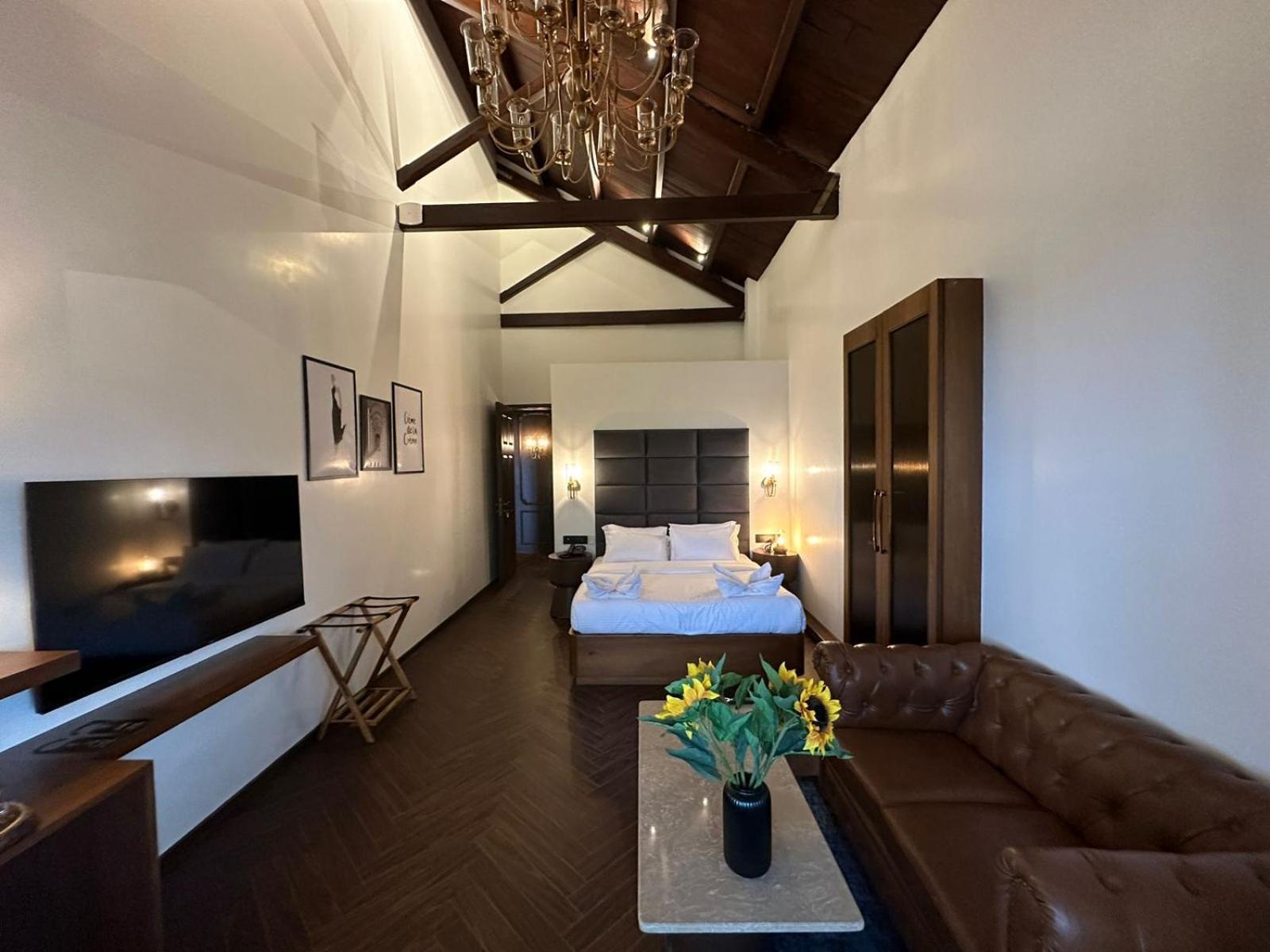 Gulf Hotel Mumbai- The Boutique Hotel Colaba مومباي المظهر الخارجي الصورة