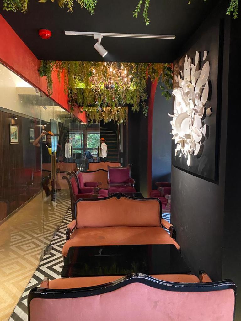Gulf Hotel Mumbai- The Boutique Hotel Colaba مومباي المظهر الخارجي الصورة