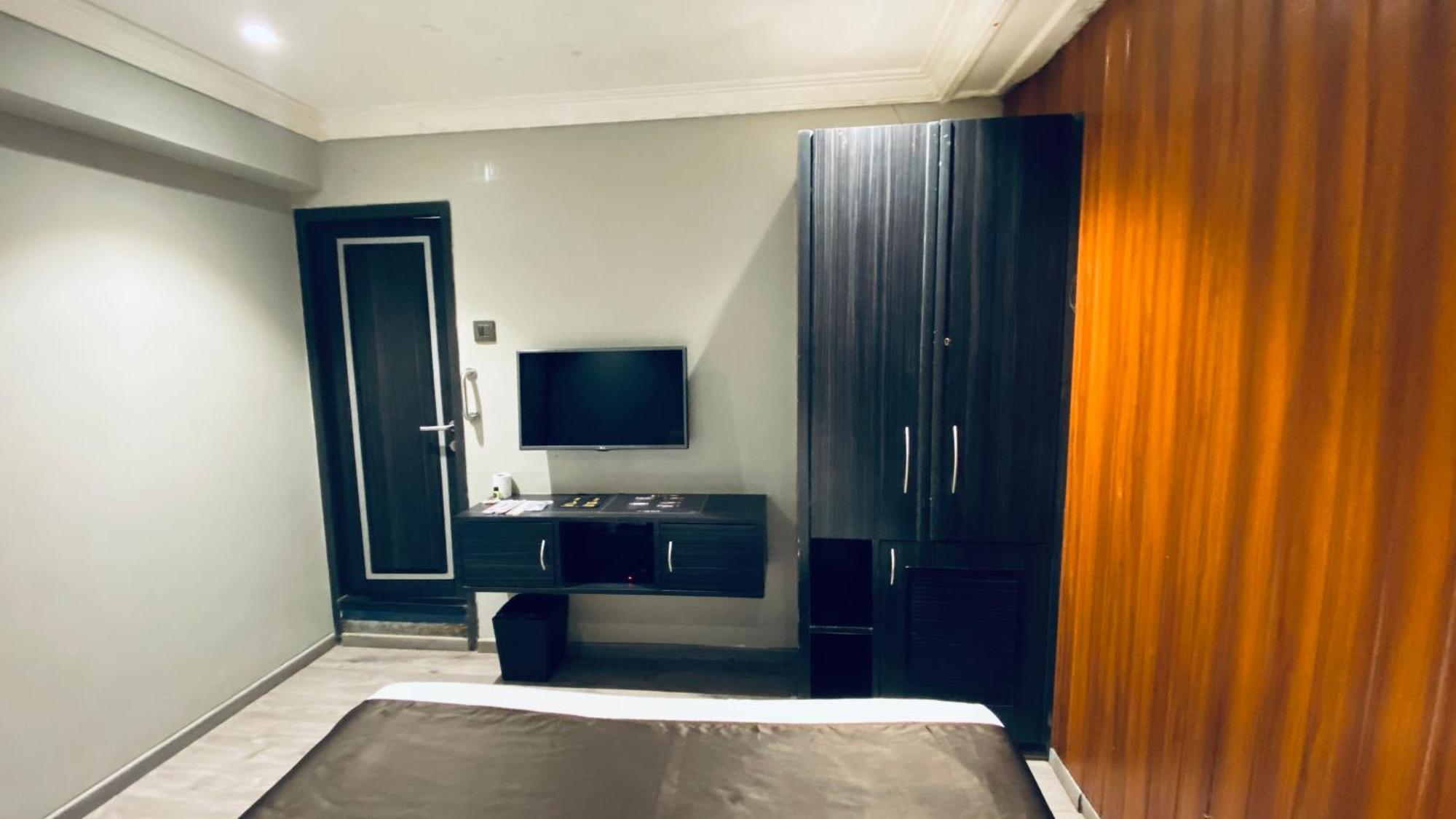 Gulf Hotel Mumbai- The Boutique Hotel Colaba مومباي المظهر الخارجي الصورة