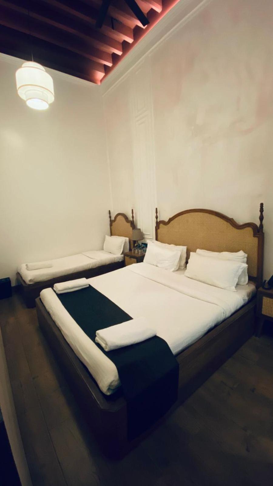 Gulf Hotel Mumbai- The Boutique Hotel Colaba مومباي المظهر الخارجي الصورة